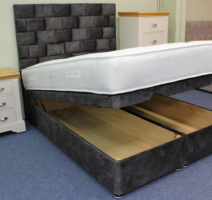 Shildon 2000 Ottoman Set & Headboard